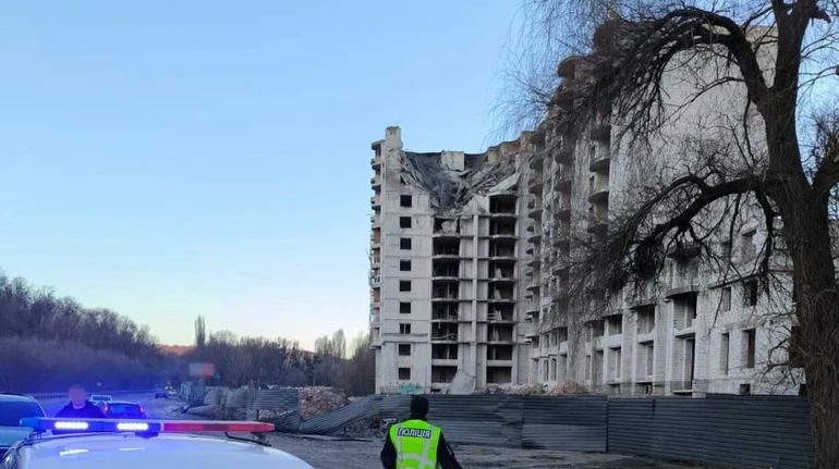 РФ атакувала майже 500 безпілотниками та ракетами, є влучання на 28 локаціях