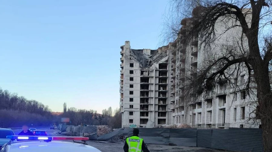 РФ атакувала майже 500 безпілотниками та ракетами, є влучання на 28 локаціях