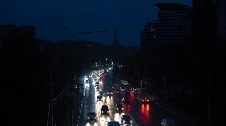 Графік відключень на 19 березня: вночі світло не вимикатимуть