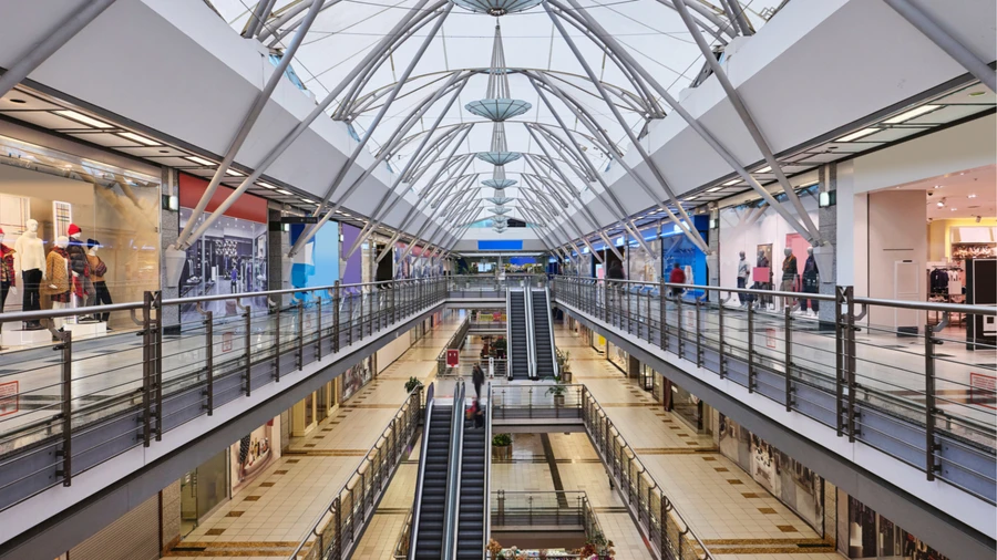 Air-raid warnings were in effect for record 30.8% of shopping centre opening hours in September