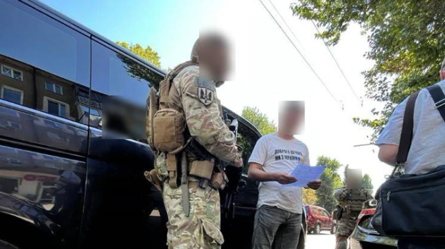 Устроился в международную организацию, чтобы шпионить за ВСУ: СБУ задержала агента РФ