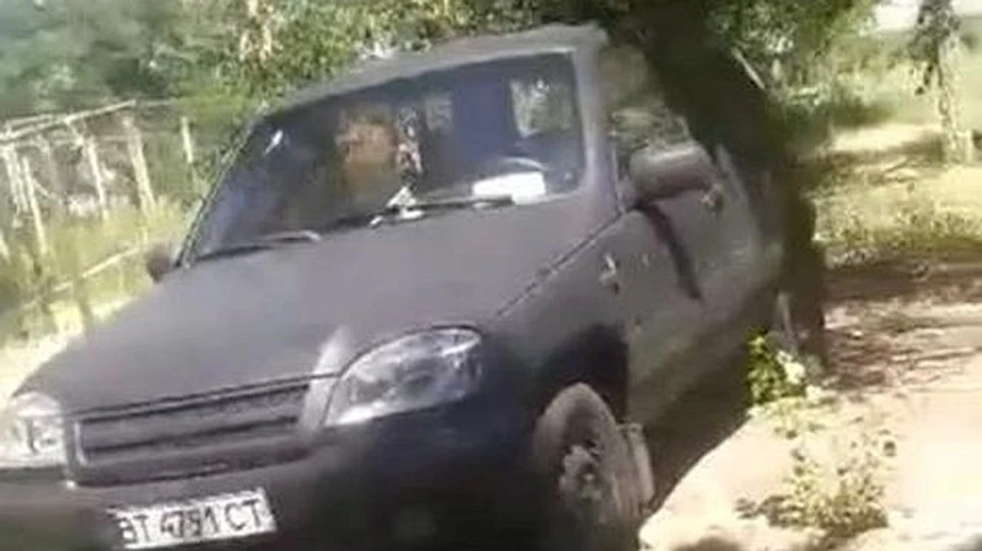 Russian sham elections: Ukrainian resistance attacks Russian proxies' car in Nova Kakhovka, hack TV in Crimea