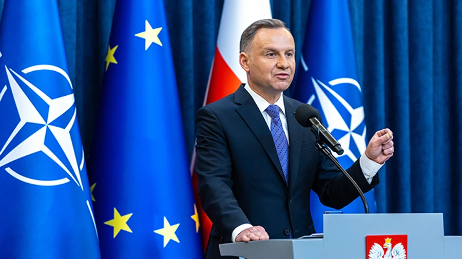 Duda compares Russia to a wild animal that needs to be shot