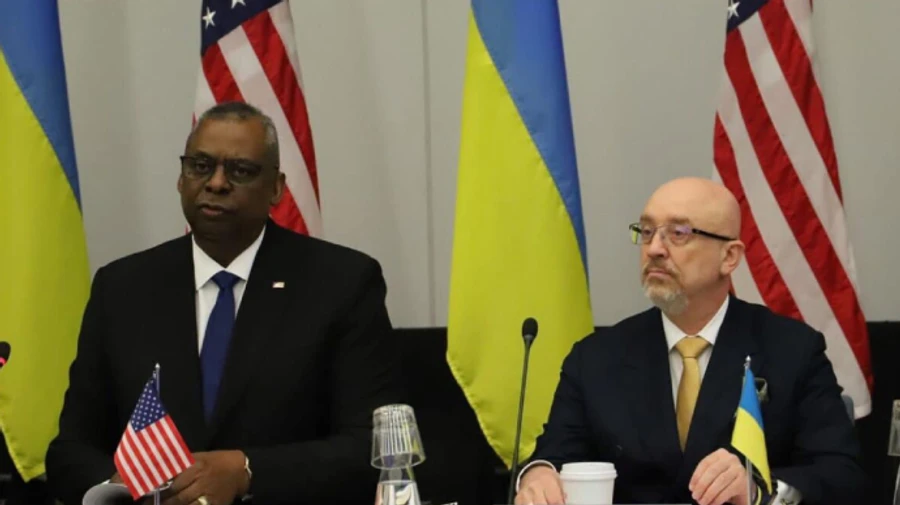 Резніков перед Рамштайном зустрівся з міністрами оборони США й Нідерландів