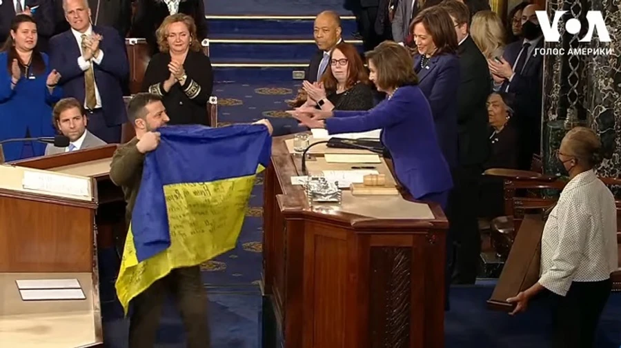 Zelenskyy hands over battle flag from Bakhmut to US Congress