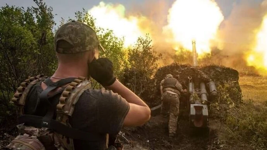 Ukrainian Armed Forces kill 400 Russian troops and destroy 1 helicopter on 21 September