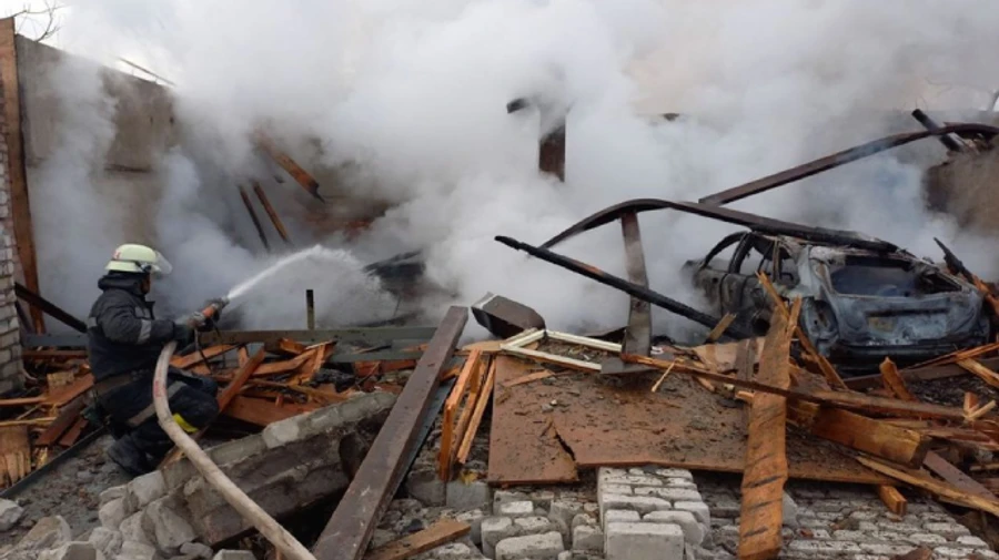 Одна людина загинула внаслідок бомбардування житлових будинків на Миколаївщині