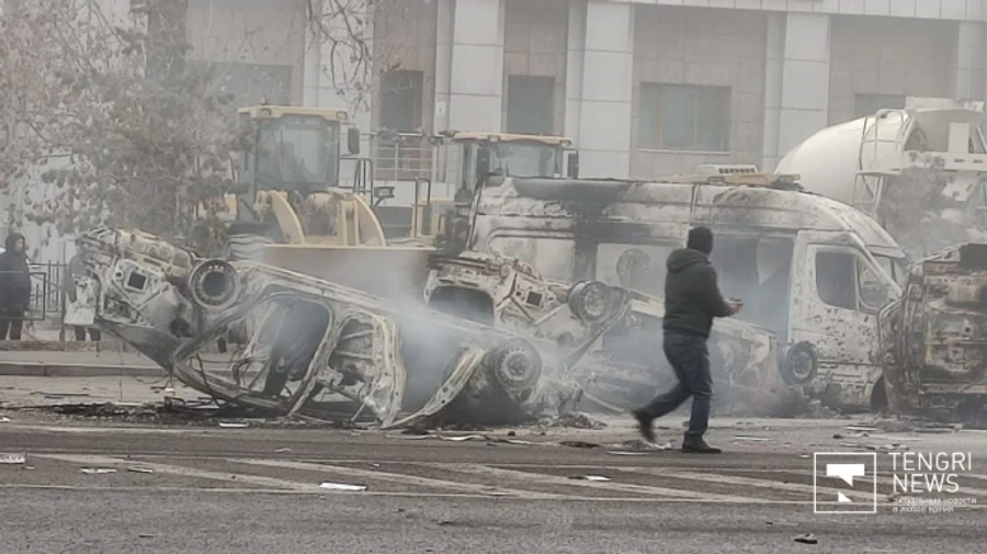 СМИ сообщили о захвате аэропорта Алматы