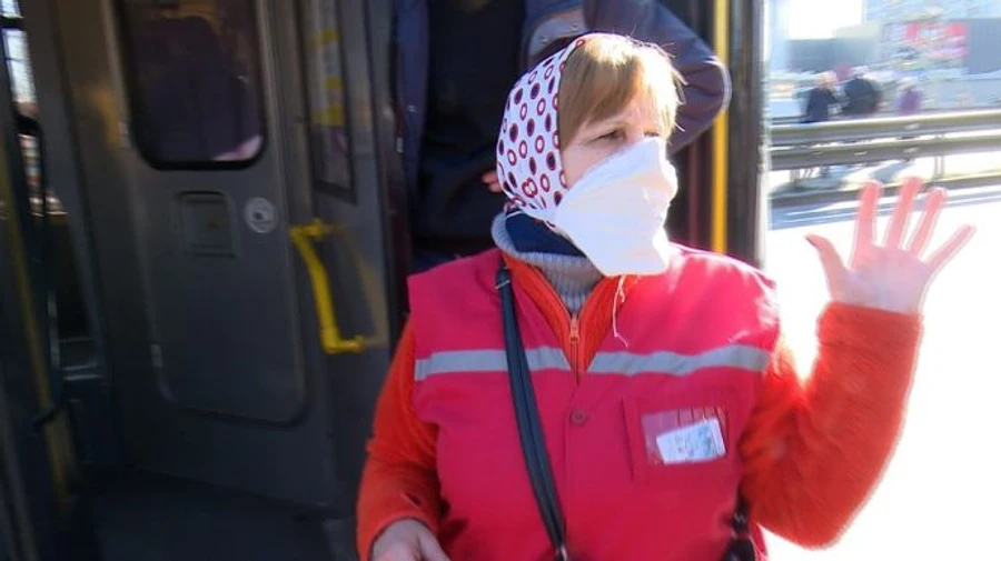 Епідзони: У більшості регіонів не будуть зупиняти громадський транспорт