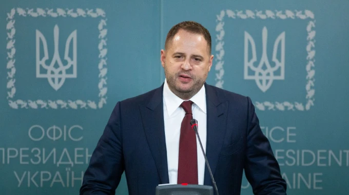 Донбас у ТКГ можуть представляти переселенці – Єрмак