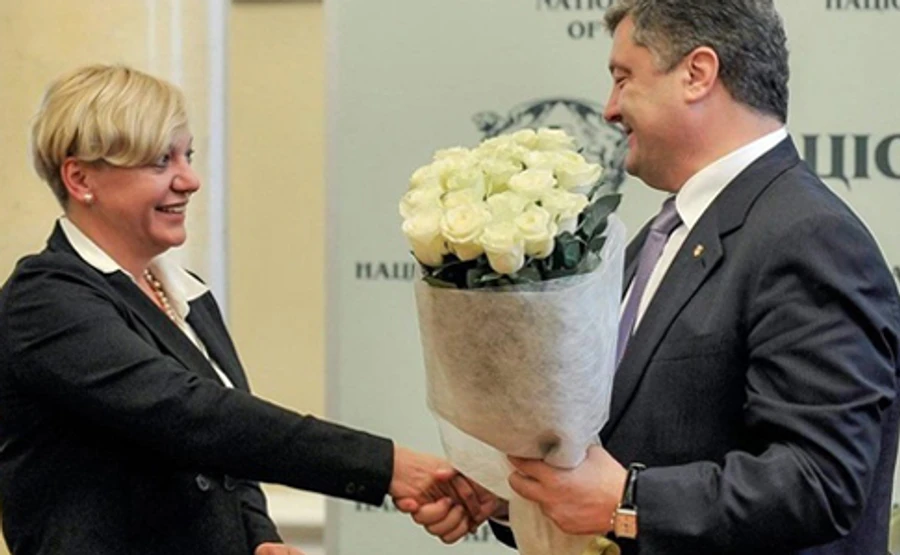 Порошенко слетал в Лондон поддержать Гонтареву