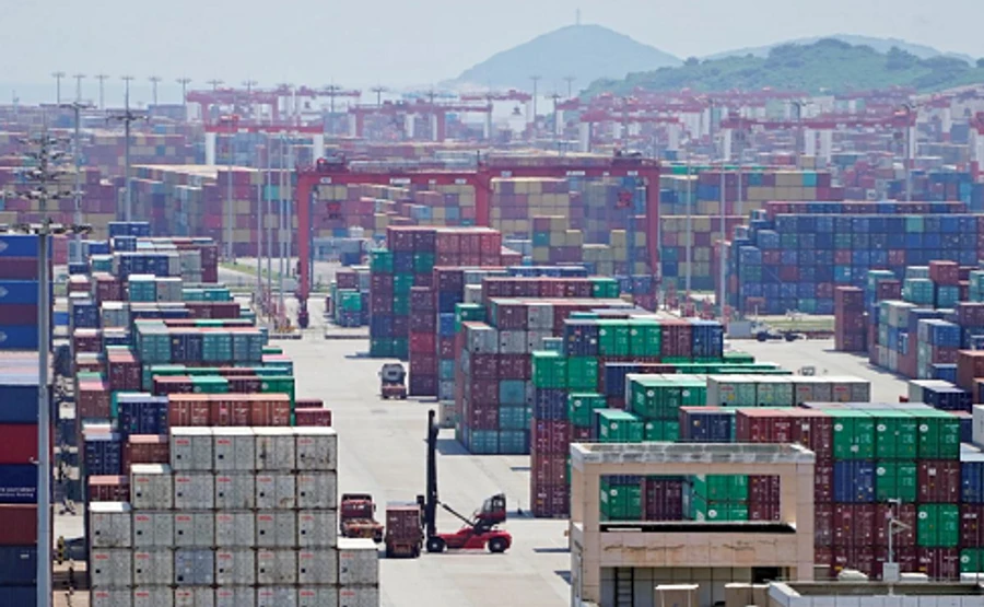 Китай ввел пошлины на более чем пять тысяч американских товаров