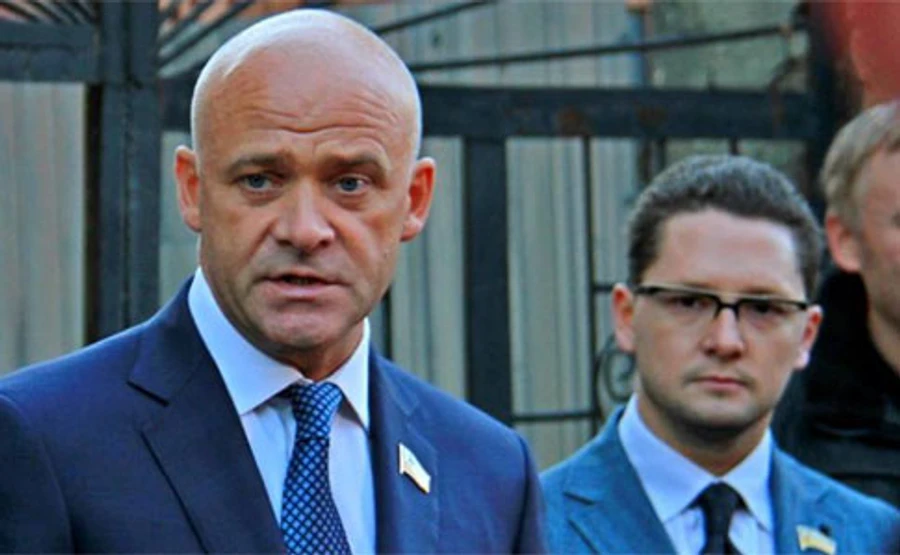 Другий пішов: Затримали заступника Труханова