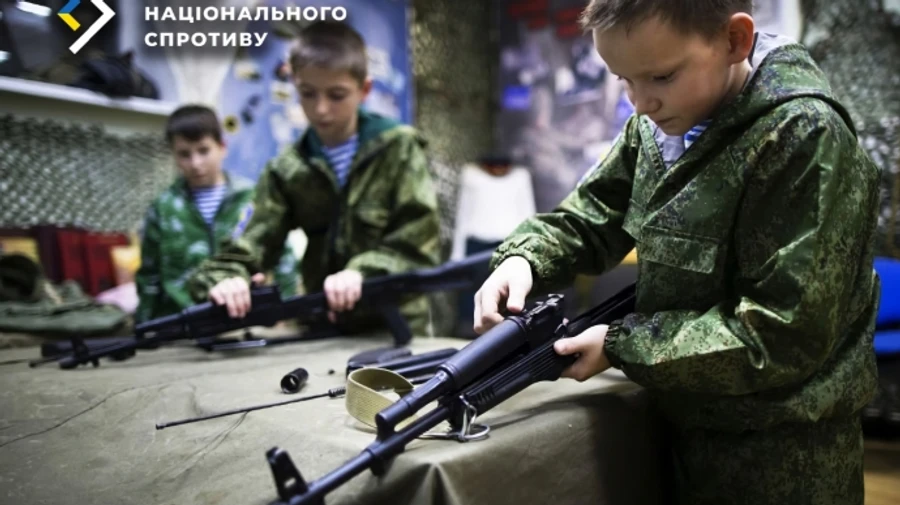 Оккупационные власти Крыма принуждают детей изготавливать детали для российского оружия – ЦНС