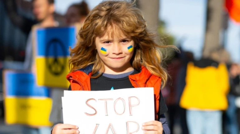 США призупиняють програми в’їзду мігрантів, в тому числі українців – ЗМІ