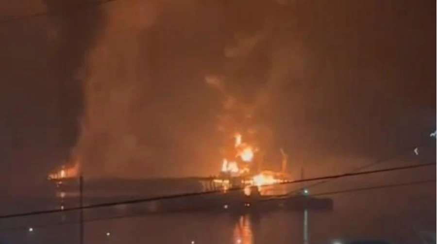Украинские дроны разбили нефтетерминал в порту Новороссийск: бушевали масштабные пожары