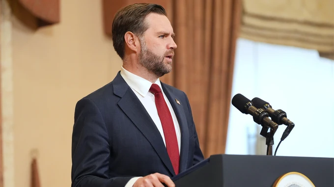 Венс заявив, що Іран не готовий відмовитись від розробки ядерної зброї