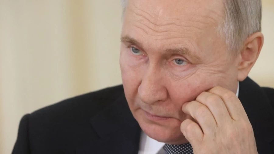 Во Франции говорят, что действительно позовут РФ на годовщину высадки в Нормандии, но не Путина