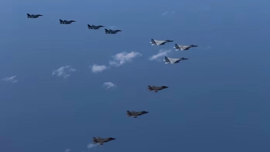 США, Япония и Южная Корея впервые в истории провели совместные воздушные учения