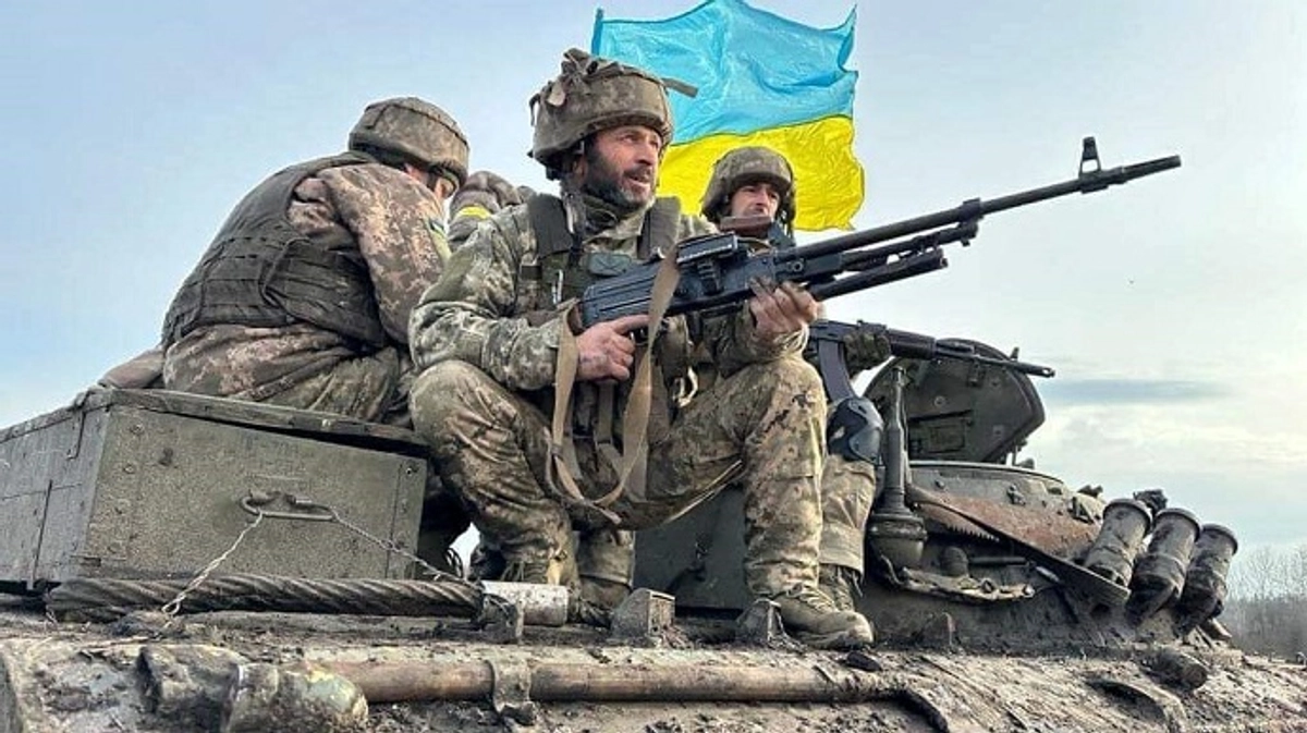 Ukrainian defenders kill 340 Russians and destroy 20 UAVs in one day ...