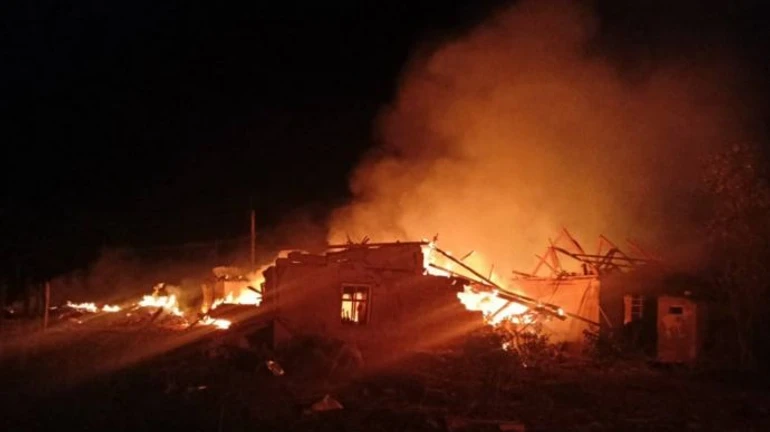 На Одещині гасять пожежу після ракетного удару, у Херсоні відкривають банк РФ