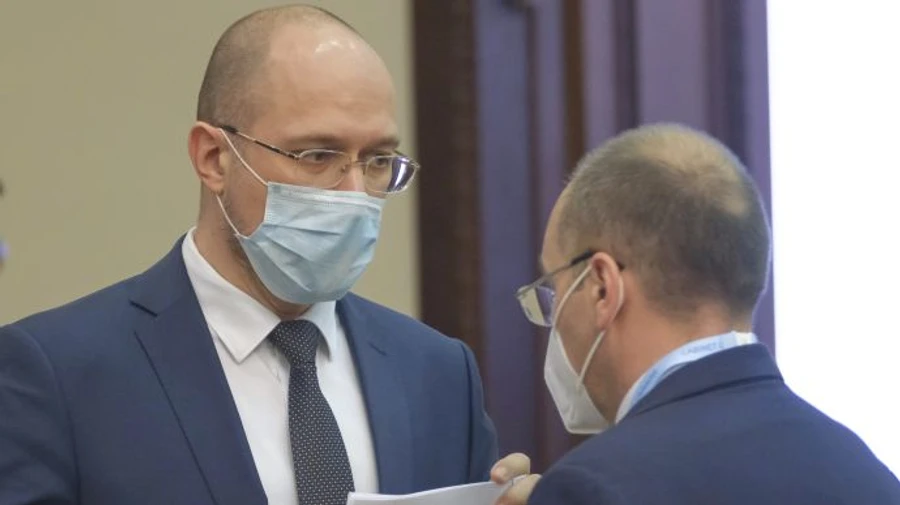 Кабмін, попри обіцяне, досі не опублікував постанову про пом'якшення карантину