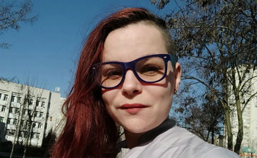 У справі Грищенків обшукали волонтерку, бо підтримує зв’язок і може ховати докази