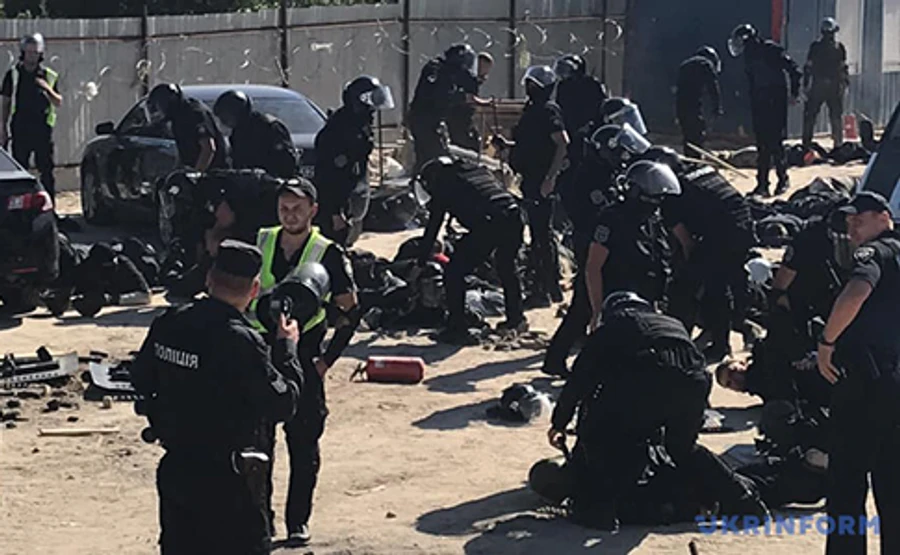 Київ: на Осокорках стався конфлікт на будівництві, затримали охоронців