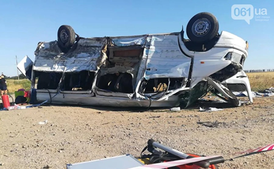 ДТП на Запорожье: в больнице умер ребенок, водитель маршрутки не имел разрешения