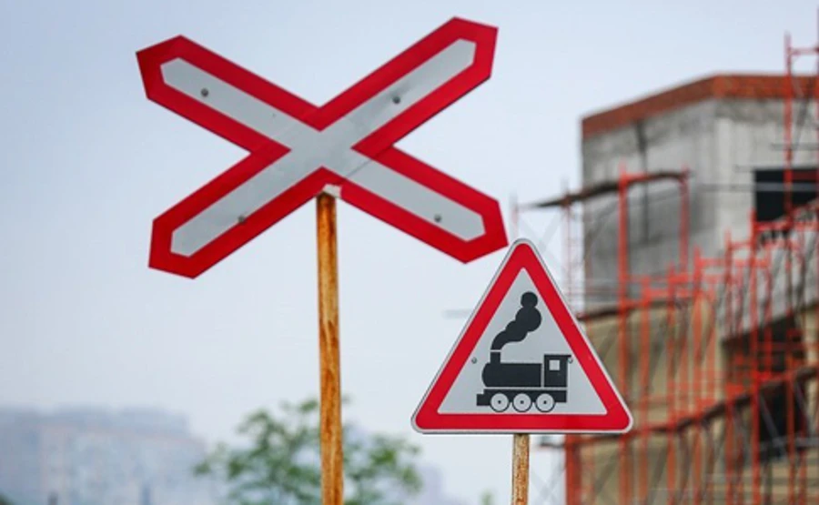 РосЗМІ: У Криму зіткнулися електричка та автобус - 5 загиблих, є поранені