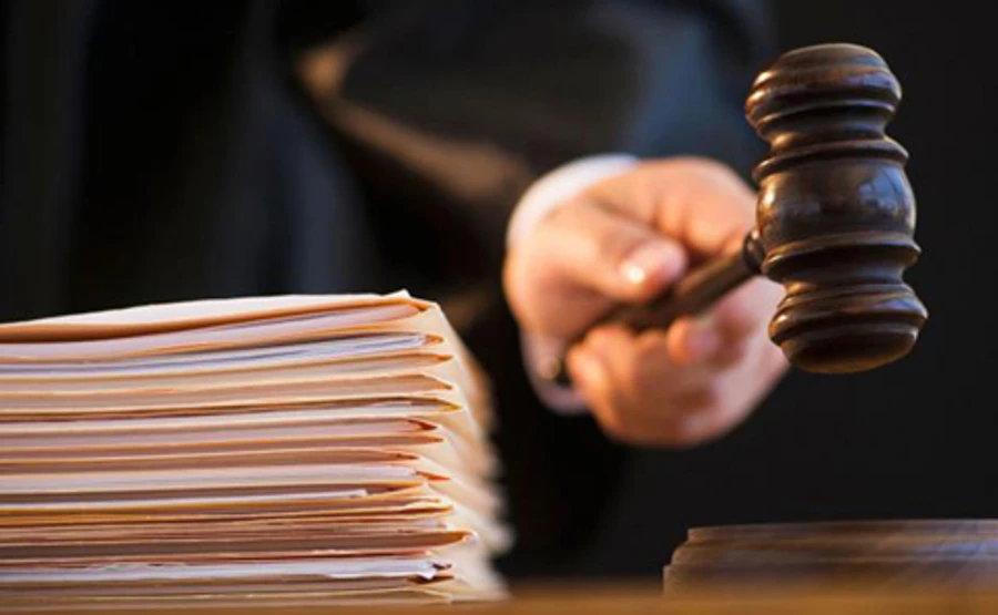 КС визнав мовний закон Ківалова-Колесніченка неконституційним