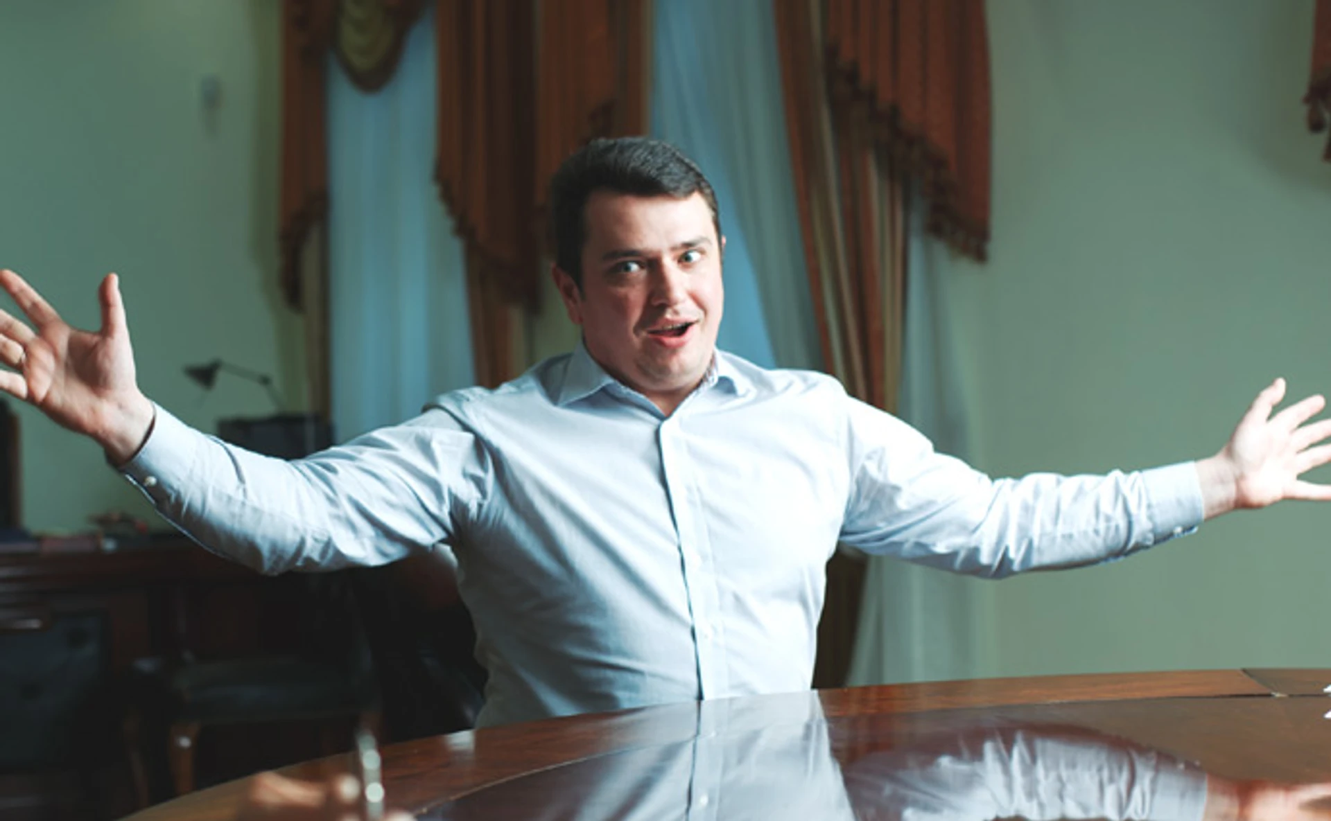 Один день з Артемом Ситником. Як голова НАБУ полює на велику рибу