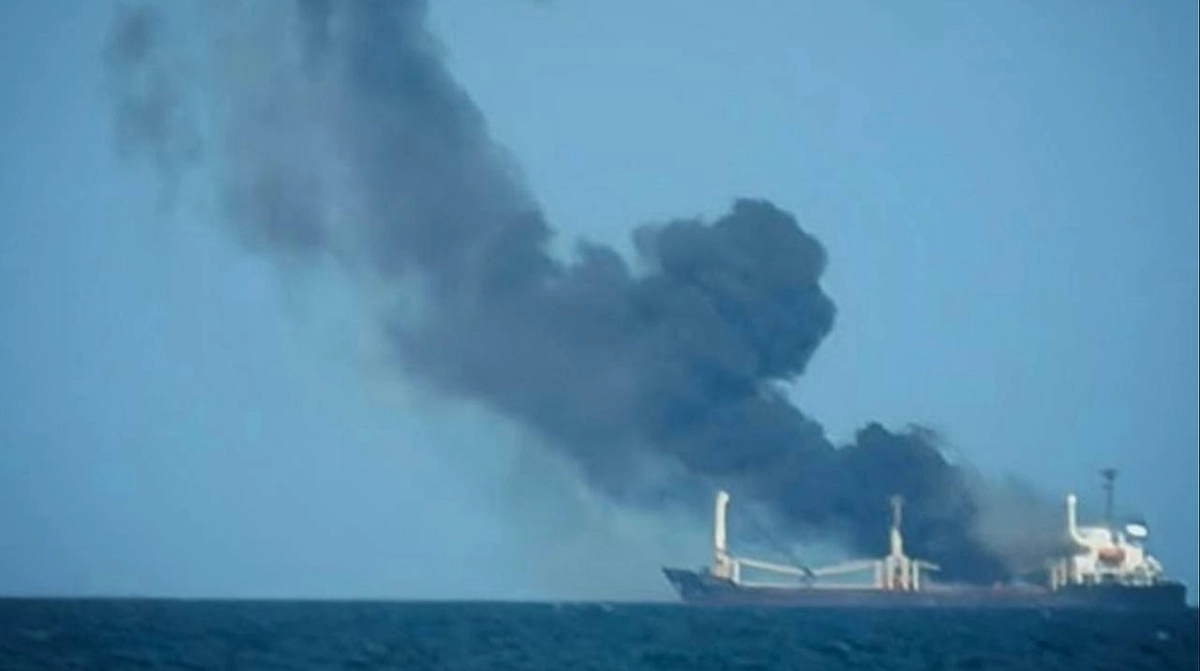 Russian strike on civilian maize vessel: ten bodies recovered and brought ashore