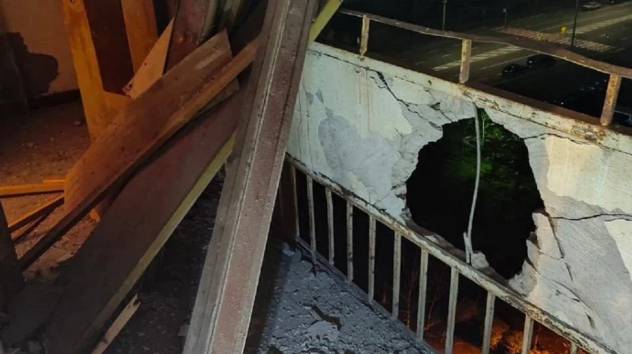 Russian nighttime drone attack damages high-rise building in Kyiv – photo