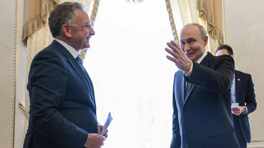 Путин сказал Уиткоффу, что Россия готова возобновить трехсторонние переговоры в ноябре