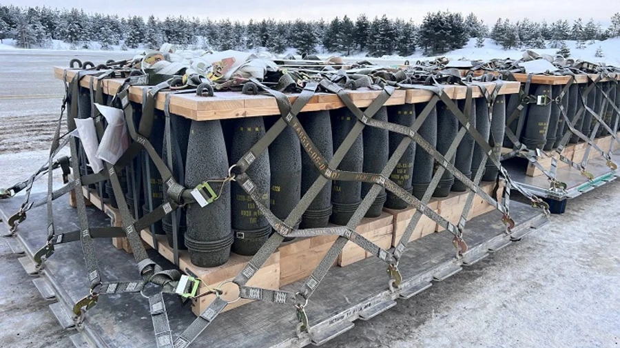Norway hands over 10,000 artillery shells to Ukraine