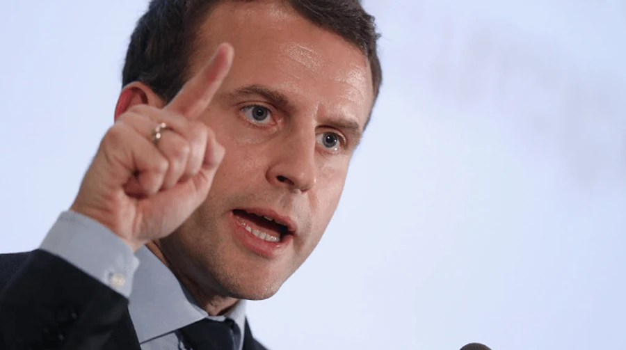 Макрон заявив, що хоче розлютити нещеплених