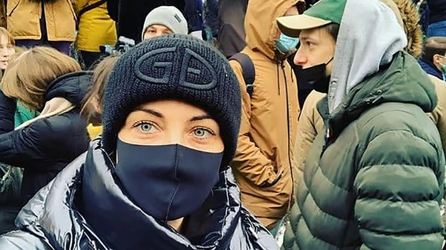 У Москві затримали дружину Навального, б'ють журналістів