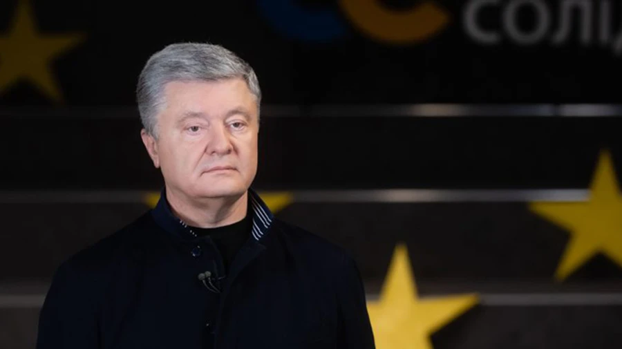 Порошенко озвучив свою програму боротьби з COVID в Україні 