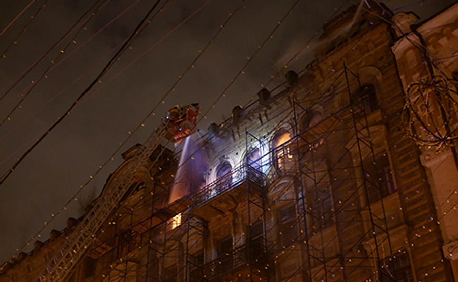 Пожежу на Хмельницького локалізували