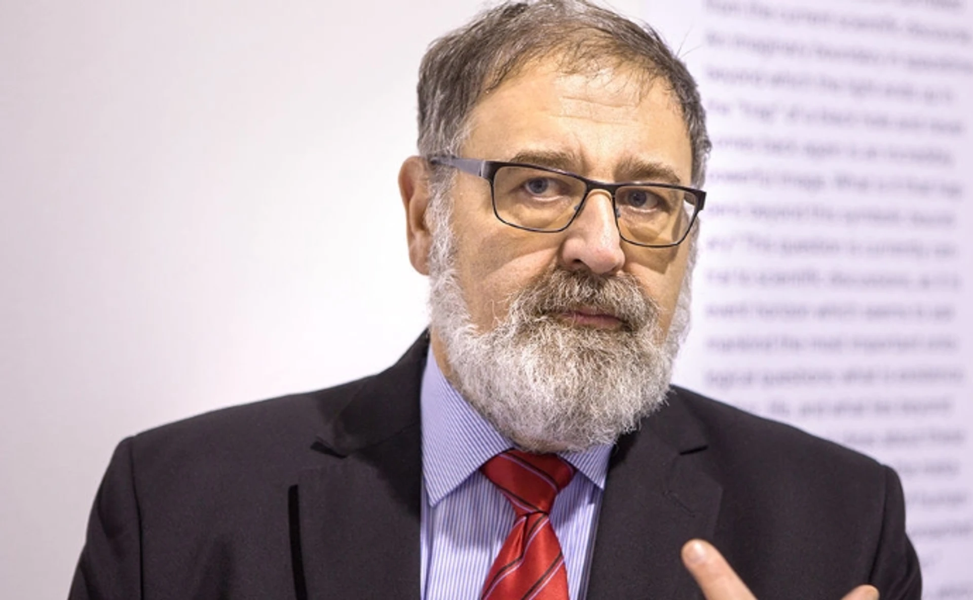 Кшиштоф Становски: Чем больше Украина говорит, что идет война, тем медленнее делаются реформы