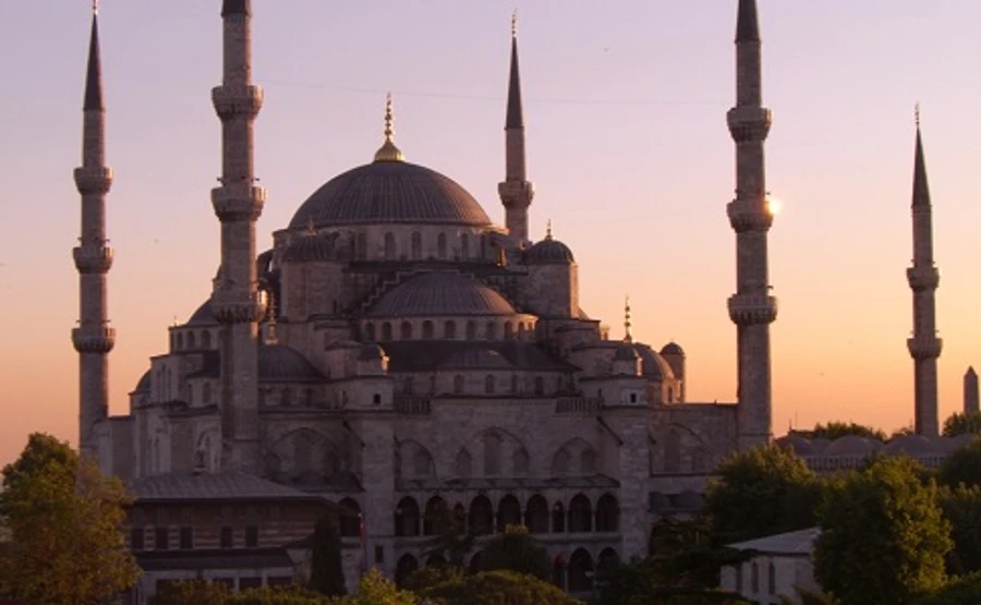 У центрі Стамбула прогримів вибух, є поранені