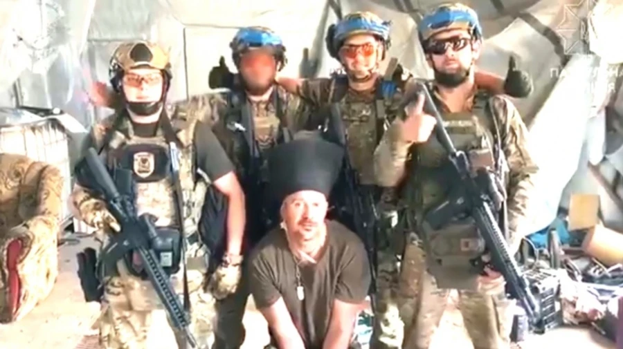 Ukrainian troops capture former player of Russia's national rugby team in Donetsk Oblast – video