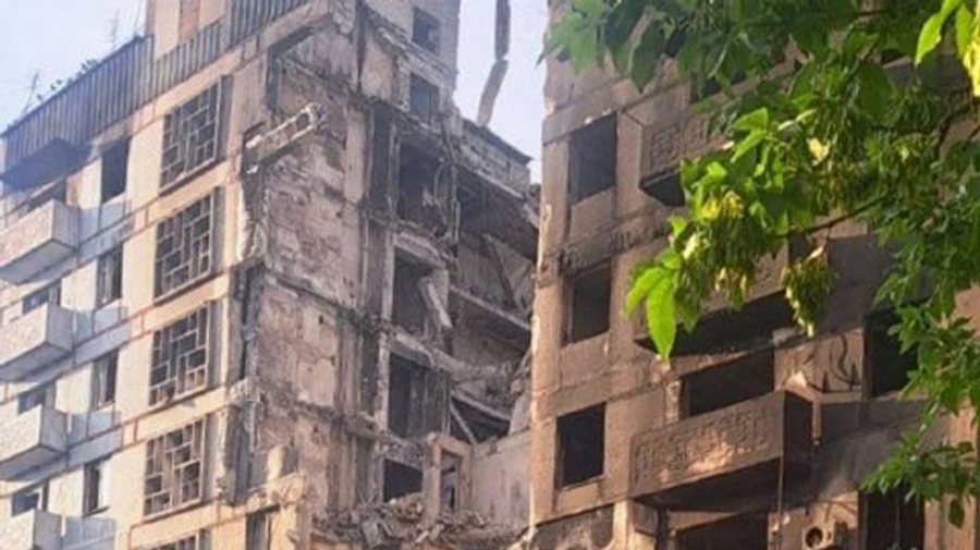 Russians hit Stepnohirsk community in Zaporizhzhia Oblast with guided bombs, killing man – photo