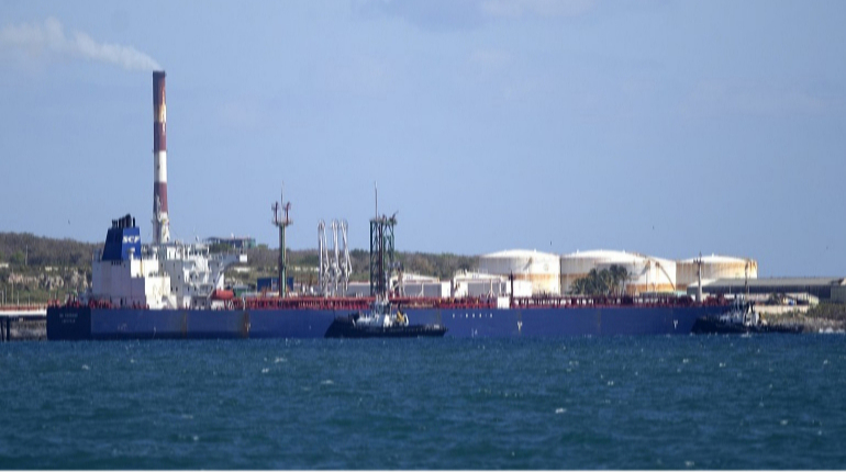 India ready to drastically reduce purchase of Russian oil after US latest sanctions – Reuters