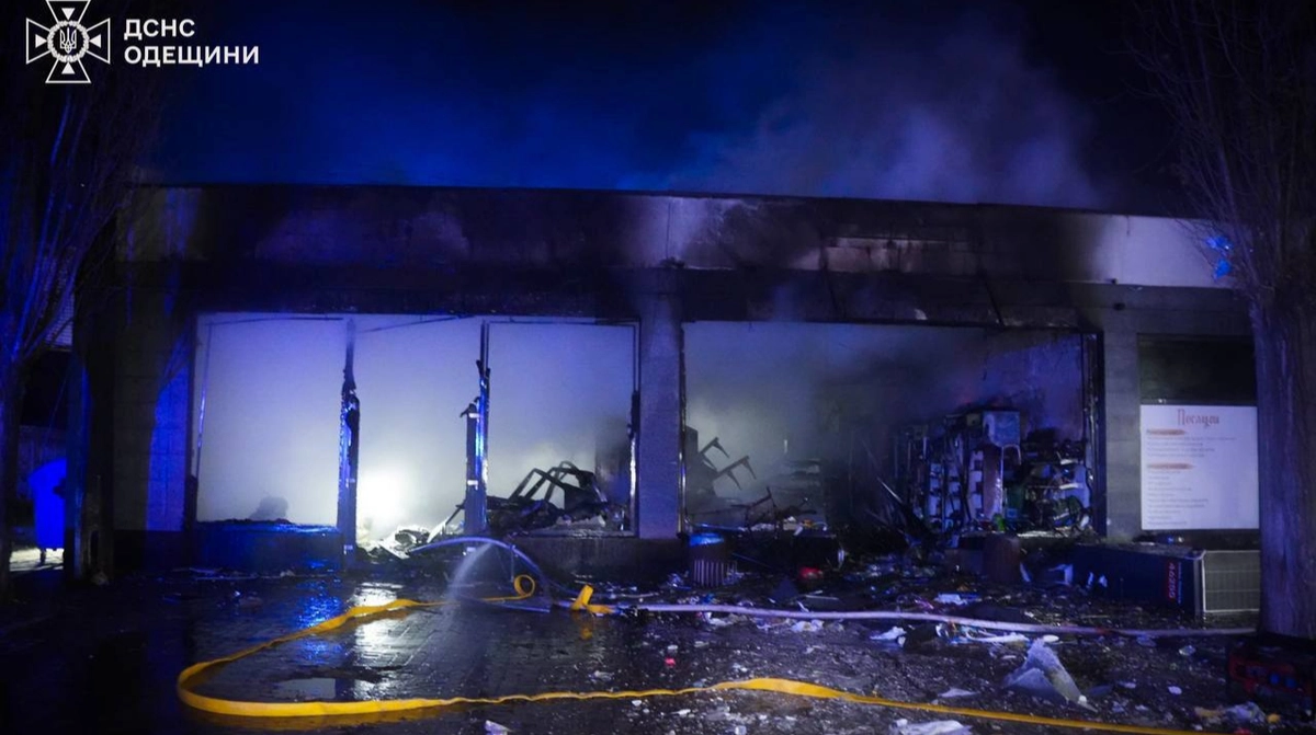 Russian drone attack on Odesa: residential building damaged, three injured – photos, video