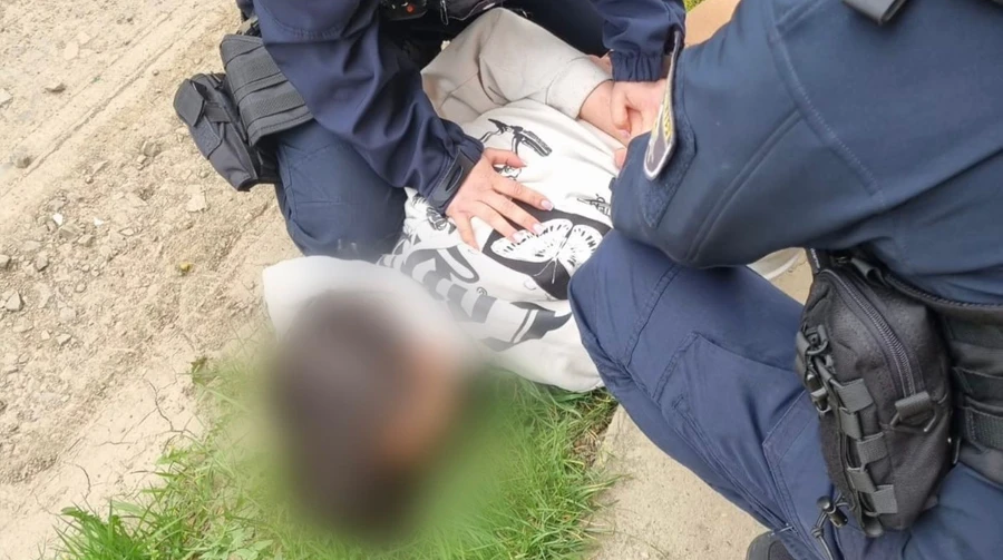 Під час уроку учень вистрелив в однокласника на Закарпатті