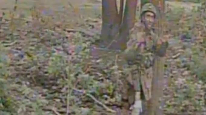 Ukrainian troops capture Russian soldier using FPV drone – video