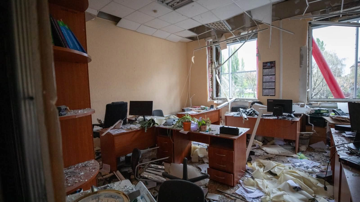 Russian attack damages Accounting Chamber premises in Kyiv, building not fit for purpose – photos