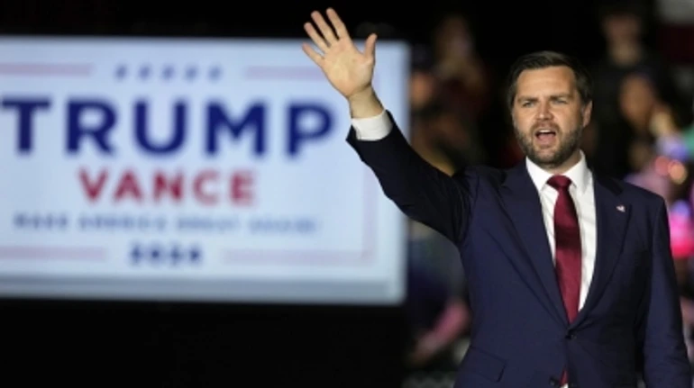 Like Trump, but worse. How activists were persuading JD Vance to support Ukraine